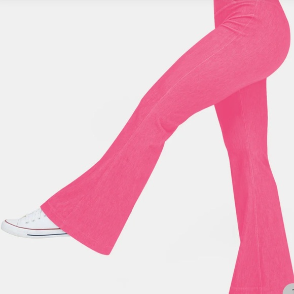 Halara Magic High Waisted Crossover
Stretchy Knit Denim Casual Flare Pants- XS - Picture 7 of 11